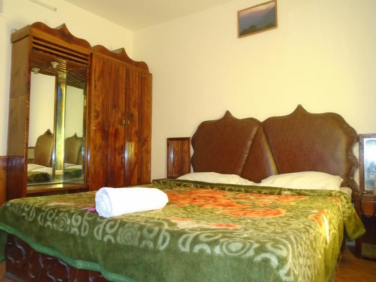 Hotel Magnolia Mallroad Manali Exterior foto