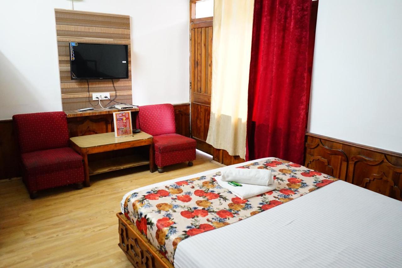 Hotel Magnolia Mallroad Manali Exterior foto